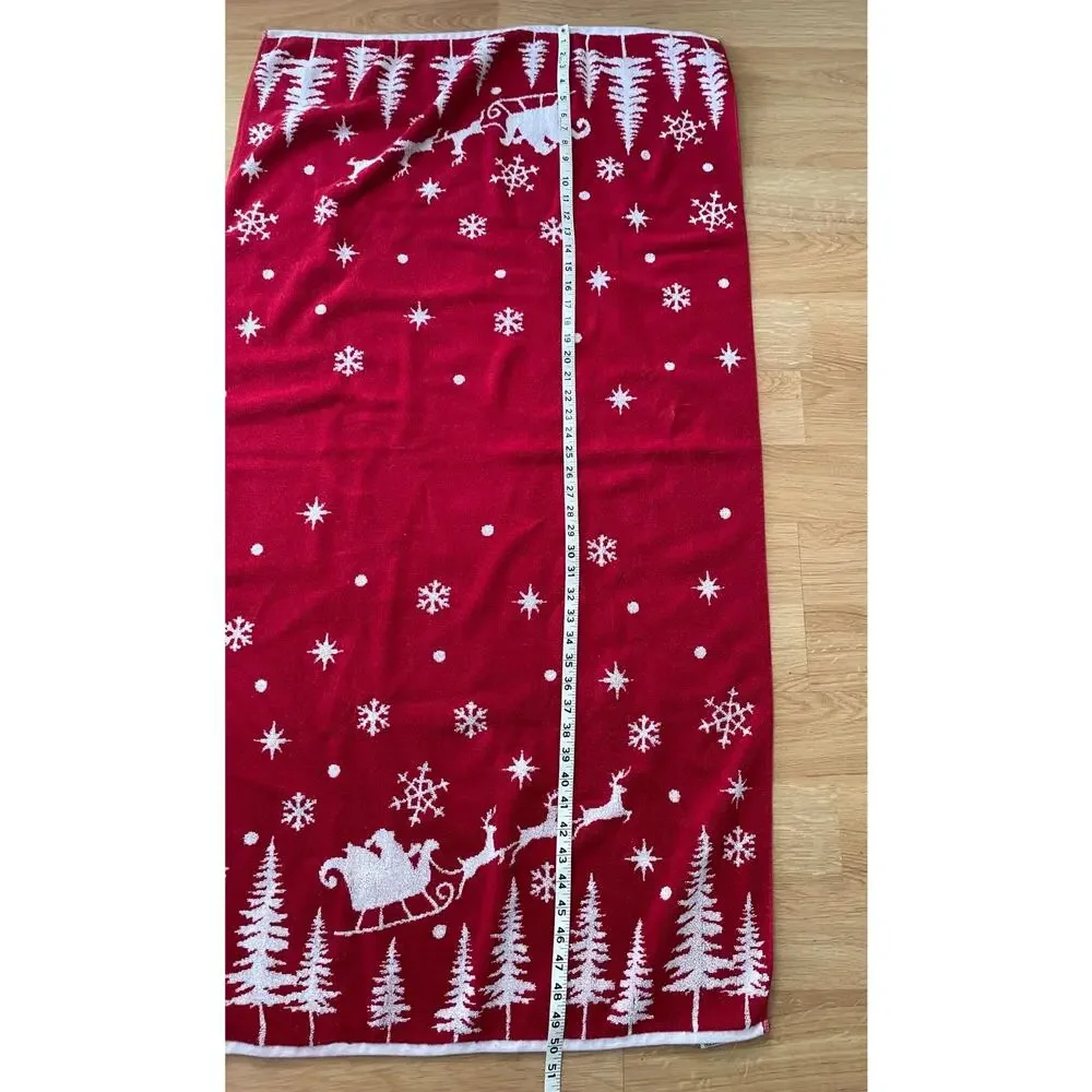 Deborah Connolly Designs 2 pc.set Bath Towels White & Red Christmas Santa Sleigh